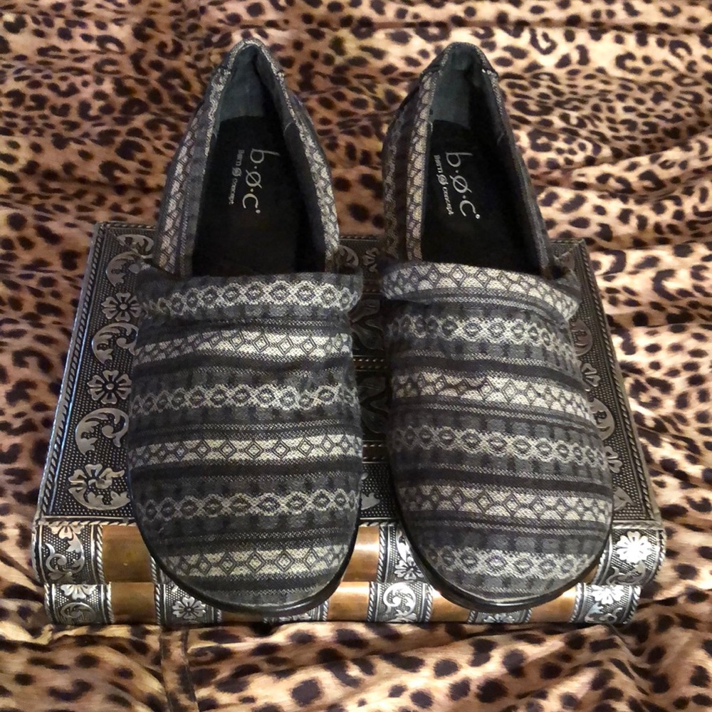 BOC Born Striped Pattern Fabric Clogs Mules Shoes - Picture 9 of 9